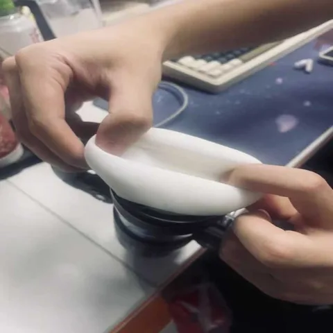 Digital speed display and handle button controls on the masturbator