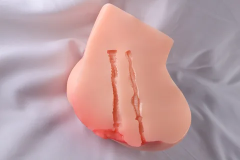 Realistic Bun-shaped Channel Entrance