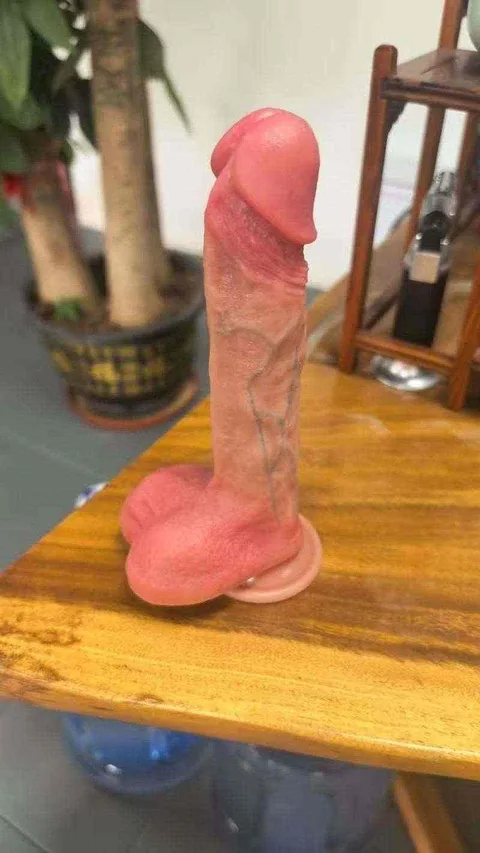 Realistic dildo bendable body bending to show flexible shaft