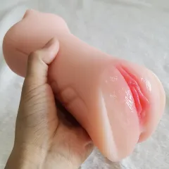 Compact form sized for a comfortable single-handed grip