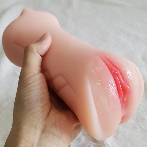 Pocket Pussy 002 Held in Hand