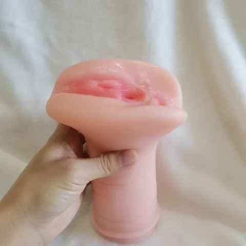 Overall product presentation of the realistic dual-channel onahole