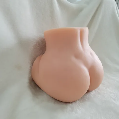 Low profile flesh-tone finish that feels natural to the touch